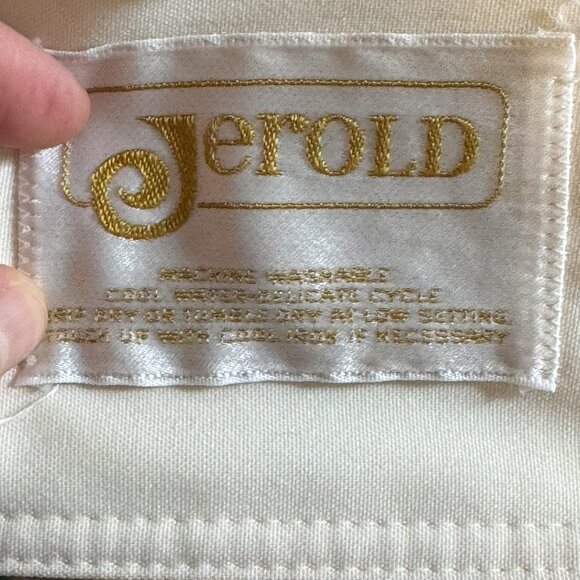 Vintage 60s/70s cream belted jacket by Jerold - Picture 4 of 6